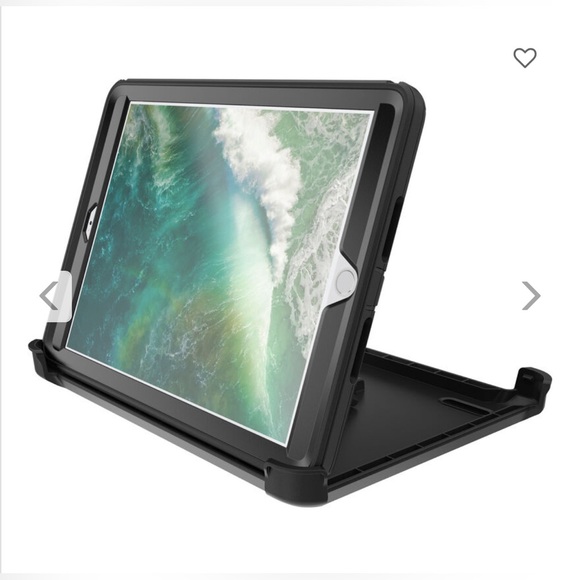 NEW Otterbox Defender Series Case & Screen Protector Apple iPad 5th & 6th gen